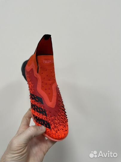 Сороконожки adidas predator freak детские