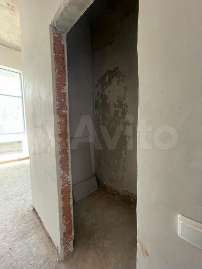 Квартира-студия, 32 м², 1/9 эт.