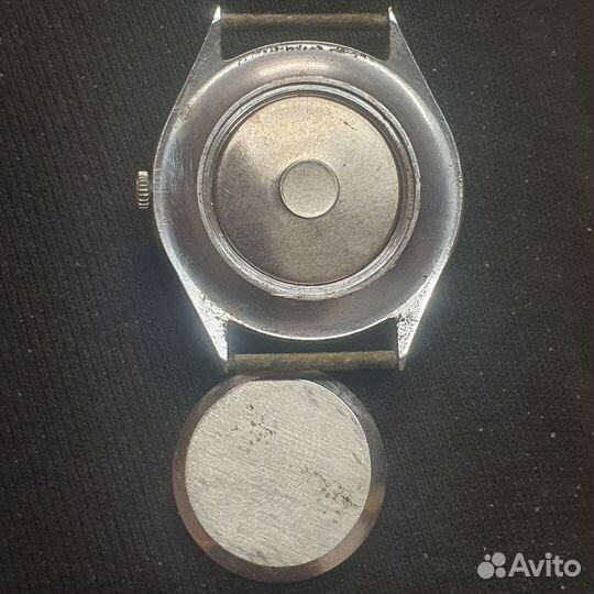 Часы Заря 21 камень на ходу