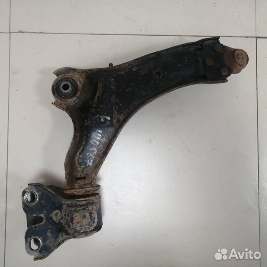 Рычаг передний левый Volvo XC60 2008-2017
