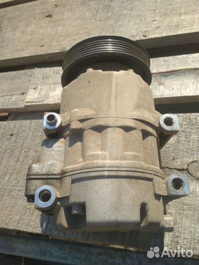 Компрессор кондиционера Hyundai Santa Fe 3