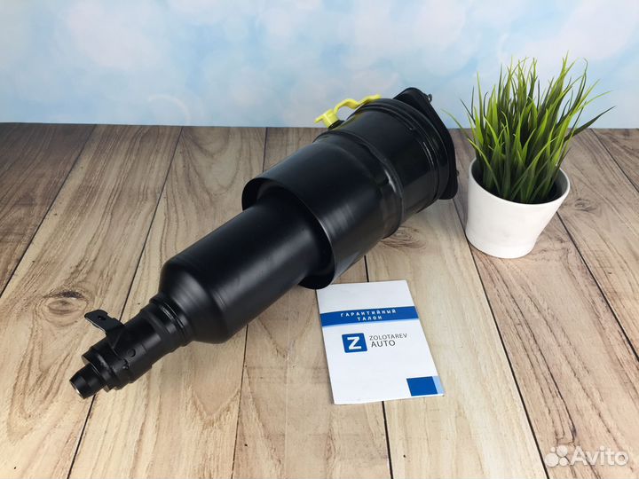 Стойка передняя правая lexus LS600H, полный привод