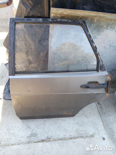 Дверь на ваз 2109