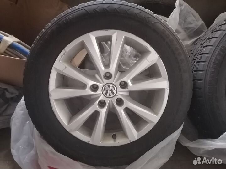 Nokian Tyres Hakkapeliitta 7 SUV 235/60 R18