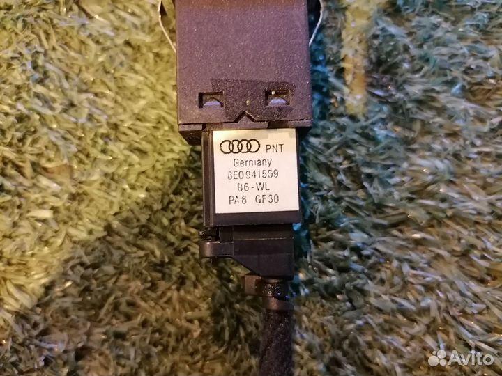 Кнопка аварийной сигнализации 8E0941509 Audi A4 B6