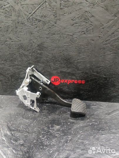 Педаль тормоза Bmw 1 E87 N52B30 2007