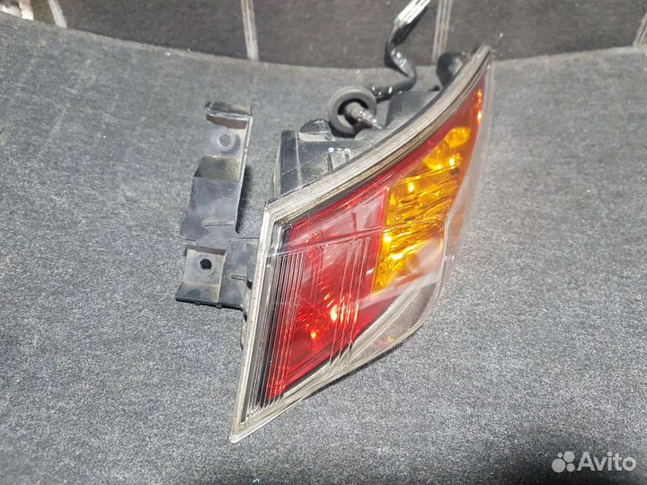 Фонарь задний honda civic 8 5D