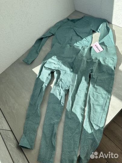 Одежда для фитнеса и йоги