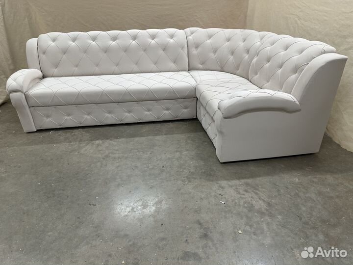 Диван угловой новый