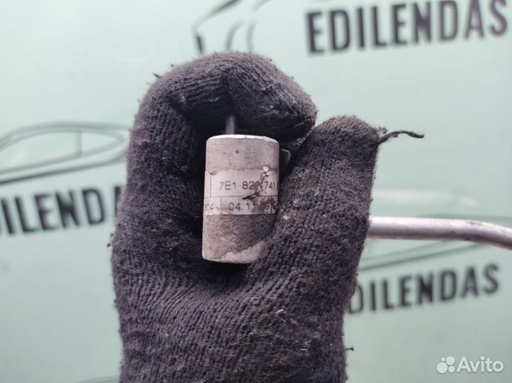 Трубка кондиционера Volkswagen Transporter T5