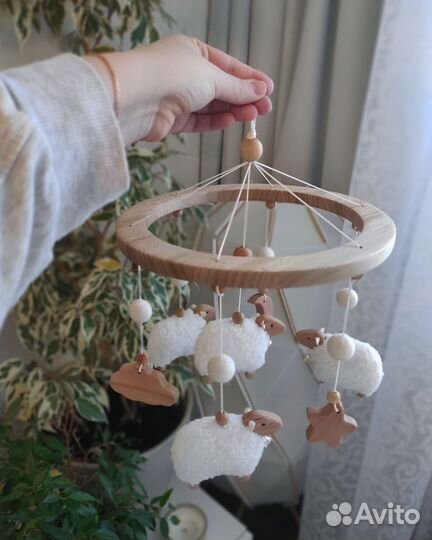 Мобиль Dobroe derevo овечки для новорожденных