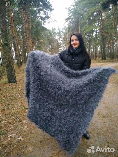 Пуховый платок шаль