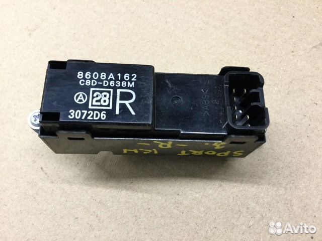 Кнопка стеклоподъемника Митсубиси Паджеро Спорт кн