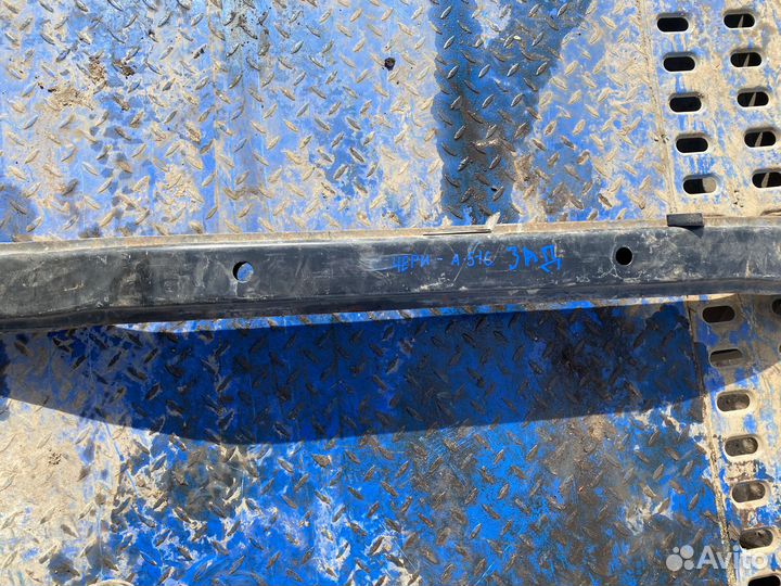 Заний усилитель бампера Chery Fora