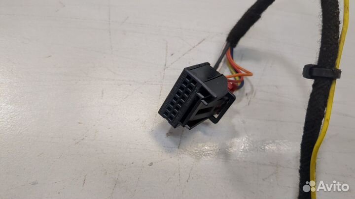 Зеркало боковое правое Skoda Octavia (A5)