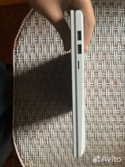 Ноутбук msi modern 14 C12M-238RU