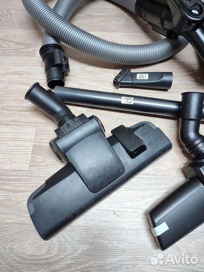 Запчасти для пылесоса Samsung sc18m31b0hn