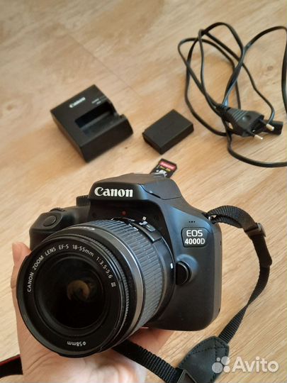 Зеркальный фотоаппарат canon 4000d