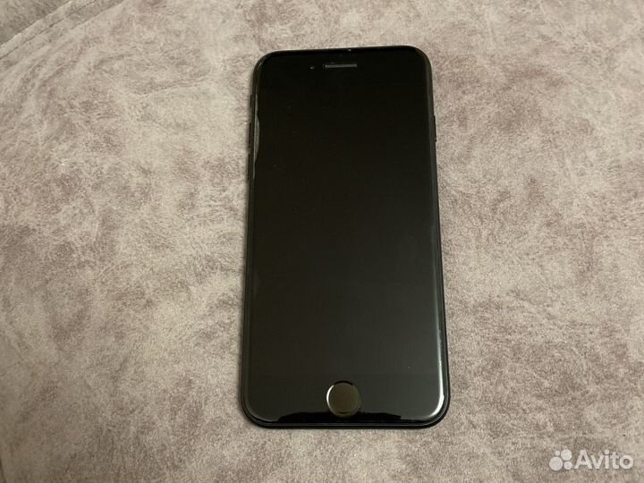 iPhone 7, 32 ГБ