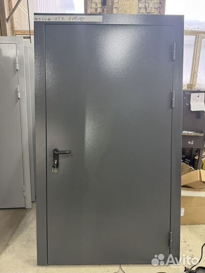 Дверь металлическая противопожарная