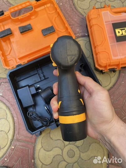 Dewalt шуруповёрт 12v
