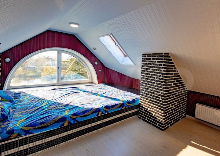 Коттедж 450 м² на участке 17 сот.