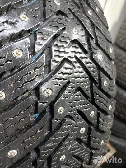 Nokian Tyres Hakkapeliitta 8 205/55 R16