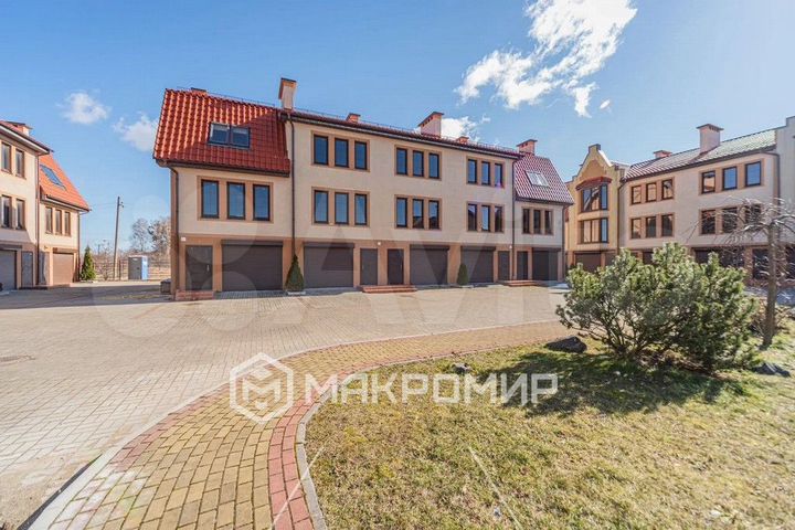 Таунхаус 142 м² на участке 1 сот.