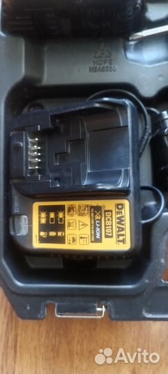 Шуруповерт dewalt 18v dcd771