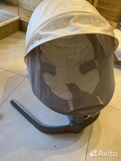 Шезлонг nuna leaf