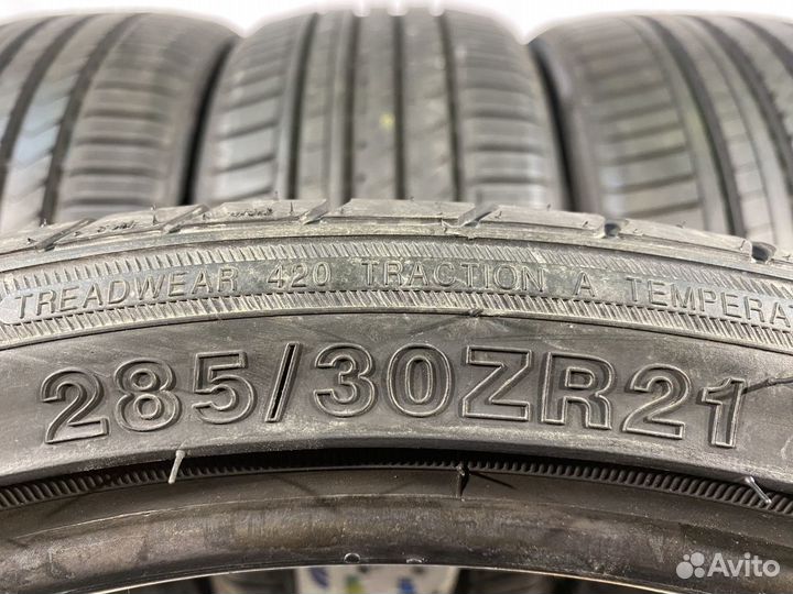 Winrun R330 255/35 R21 и 285/30 R21 97Y