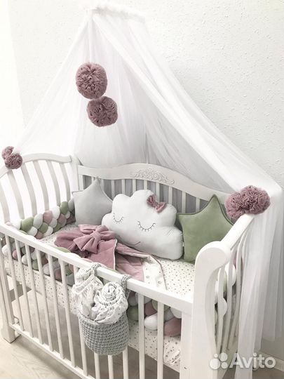 Комплект в детскую кроватку 120на60