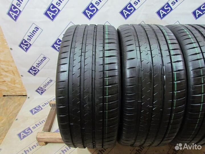 Michelin Pilot Sport 4 S 285/40 R22 110Y