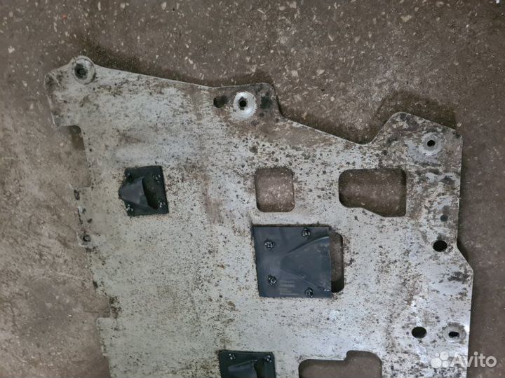 Защита двигателя Volvo Xc90 2 D4204T23 2016