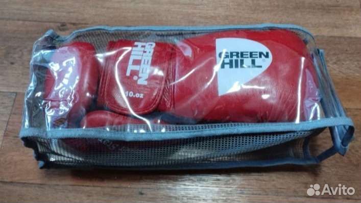 Боксерские перчатки