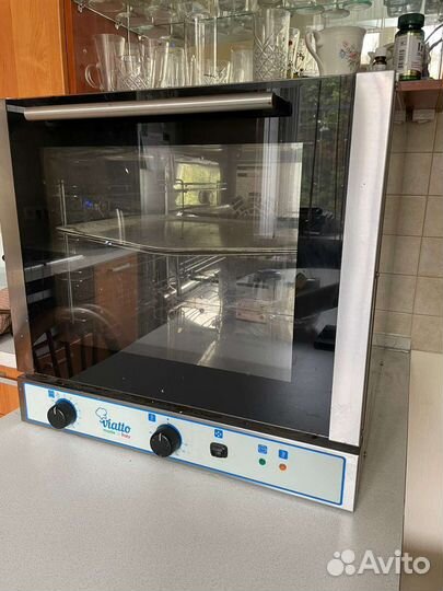 Конвекционная электрическая печь бу Viatto