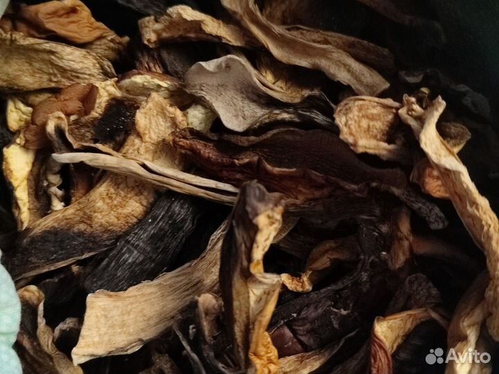 Грибы замороженные. Есть опята, белые и смешанные