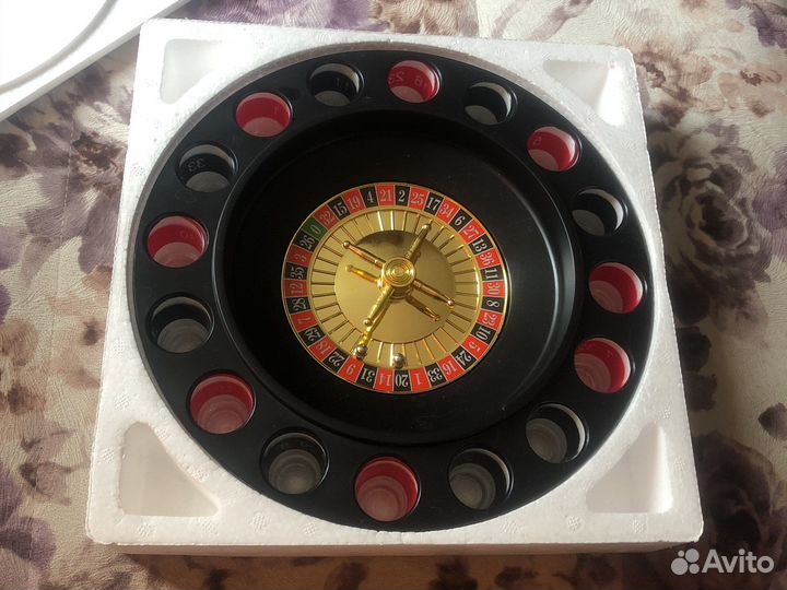 Настольная игра «что за мем»и «пьяная рулетка»