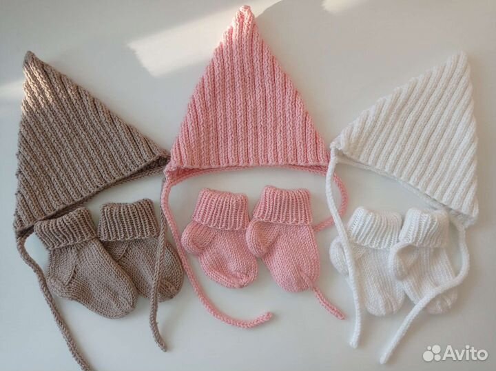 Вязаный комплект, шапочка