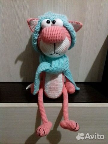Кот вязанный