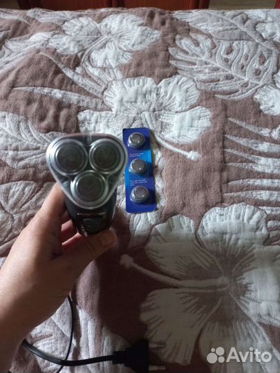 Бритва Gemei 7500