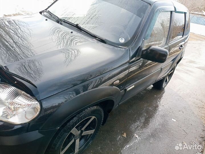 Chevrolet Niva 1.7 МТ, 2011, 197 409 км