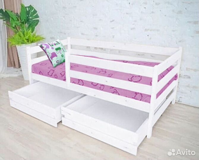 Кроватка высокий борт из натурального дерева софа