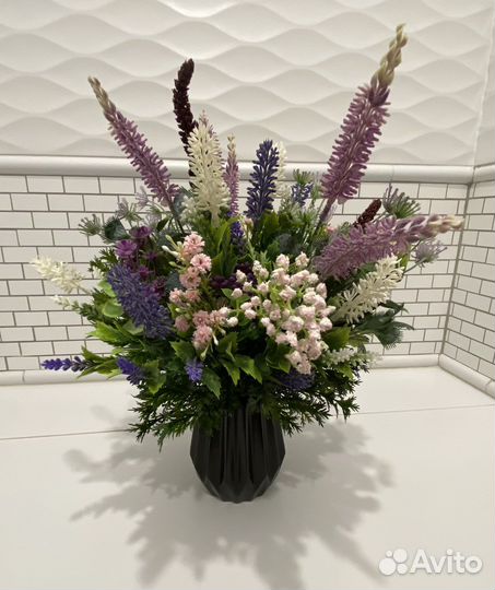 Композиции из искусственных цветов