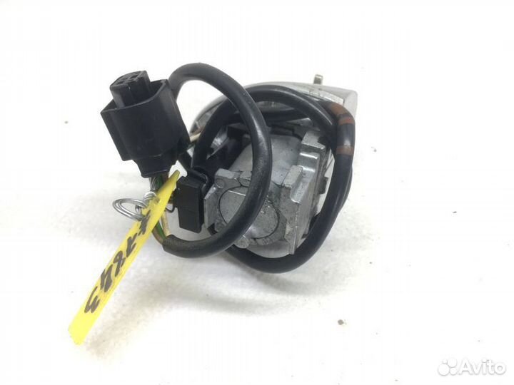 Вставка замка двери Mercedes-Benz M-Class