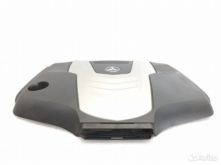 Крышка двигателя декоративная Mercedes-Benz