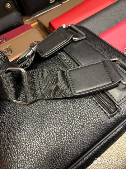 Сумка tommy hilfiger