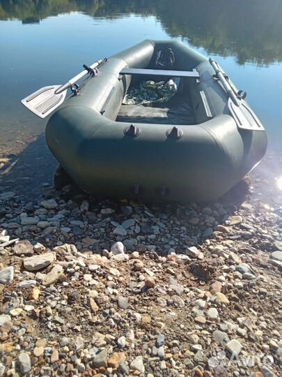 Лодка резиновая