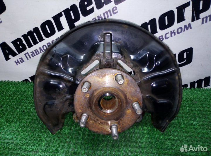 Ступица передняя правая Toyota Avensis AZT251