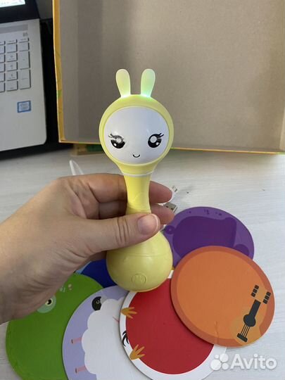 Умный зайка alilo умная погремушка